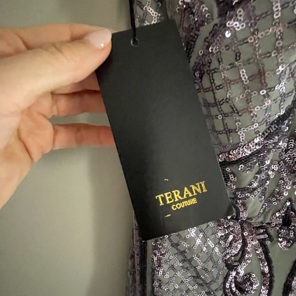 Nwt Terani couture mermaid lilac gray sequin gown - Picture 2 of 7